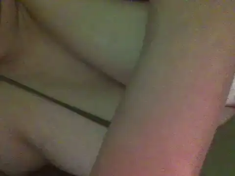 Snapshot of RoxiRedXXX chatting on March 22, 2025, 1:54 am RoxiRedXXX online show from March 22, 2025, 1:54 am