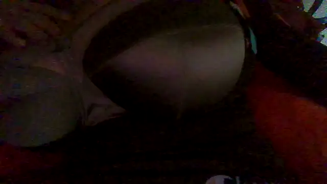 Snapshot of RoxiRedXXX chatting on September 17, 2025, 6:09 pm RoxiRedXXX online show from September 17, 2025, 6:09 pm