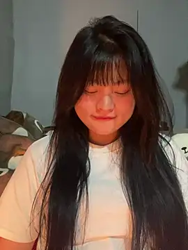 Snapshot of Anges893 chatting on December 5, 2024, 5:37 am Anges893 online show from December 5, 2024, 5:37 am