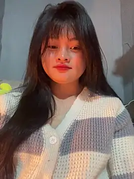 Snapshot of Anges893 chatting on December 8, 2024, 6:11 am Anges893 online show from December 8, 2024, 6:11 am