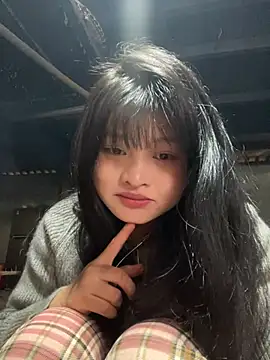 Snapshot of Anges893 chatting on December 12, 2024, 1:32 am Anges893 online show from December 12, 2024, 1:32 am