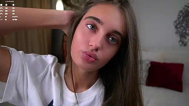 PiquingOgalala online show from October 5, 2025, 1:15 am