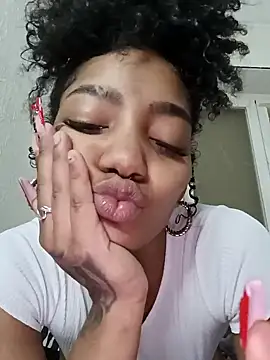 Laanegraofficial  online show from January 4, 2025, 8:37 pm