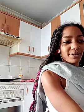 Laanegraofficial  online show from October 2, 2025, 11:17 am