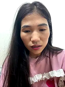 Snapshot of MinzHy chatting on November 9, 2025, 3:43 pm MinzHy online show from November 9, 2025, 3:43 pm