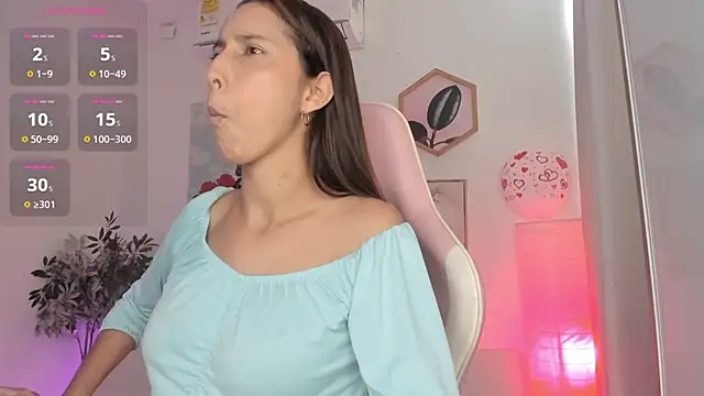 Snapshot of aleja_rythm chatting on February 14, 2025, 8:05 pm aleja rythm online show from February 14, 2025, 8:05 pm