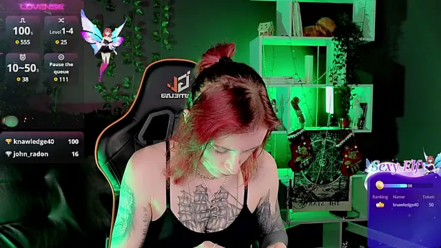  HelenCarter online show from December 16, 2024, 2:57 am