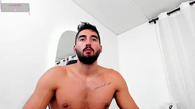 Joao Batista Oficial online show from March 1, 2025, 10:53 pm