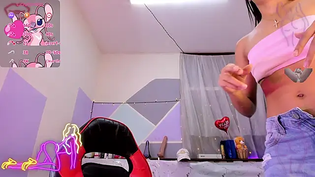 Lina10 online show from November 8, 2025, 10:41 pm