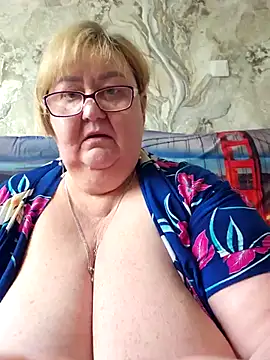 Snapshot of Awn290668 chatting on April 18, 2026, 7:34 am Awn290668 online show from April 18, 2026, 7:34 am