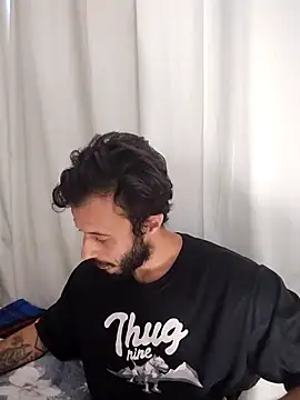 LopeseLua online show from September 9, 2025, 3:33 pm