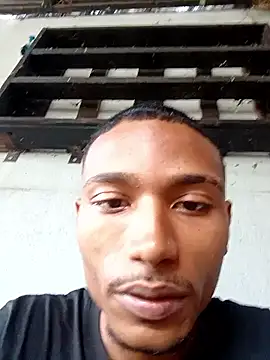 Snapshot of slimmydaddy69 chatting on March 14, 2026, 10:32 am slimmydaddy69 online show from March 14, 2026, 10:32 am