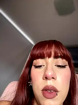 veronicaapink online show from November 12, 2025, 6:52 pm