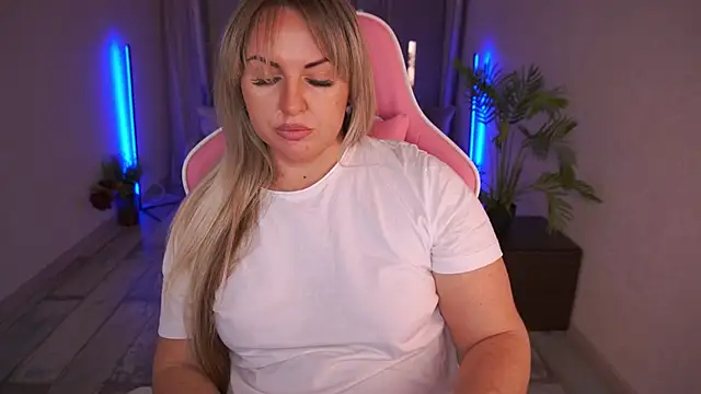 KiraCandyS online show from January 29, 2025, 8:46 pm