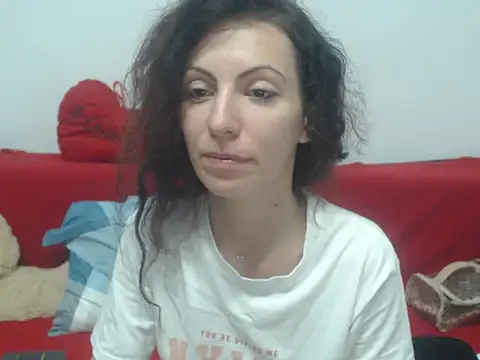 Snapshot of Emmatoo chatting on May 8, 2026, 11:54 pm Emmatoo online show from May 8, 2026, 11:54 pm