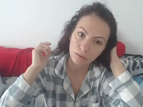 Snapshot of Emmatoo chatting on May 10, 2026, 10:20 am Emmatoo online show from May 10, 2026, 10:20 am