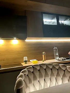 Jessy Jo online show from November 27, 2025, 4:47 am