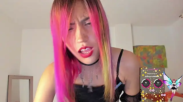 linnie  online show from January 24, 2025, 11:04 am