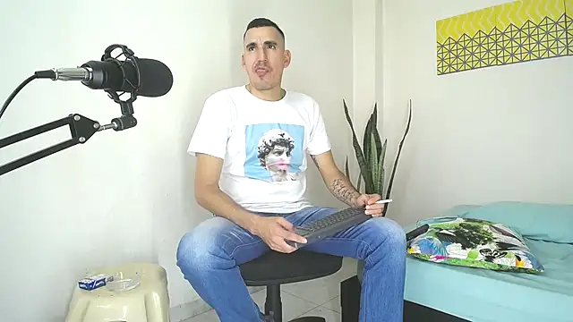 jayydenandjacob online show from January 21, 2025, 7:28 pm