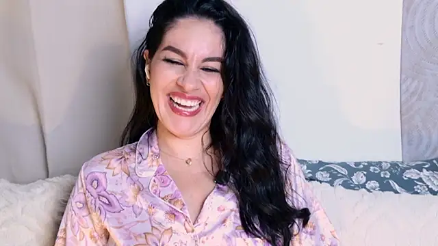 Pamela Rosal online show from February 2, 2026, 12:42 am