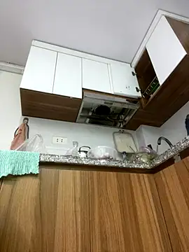 -SingleMom- online show from September 25, 2025, 2:04 am