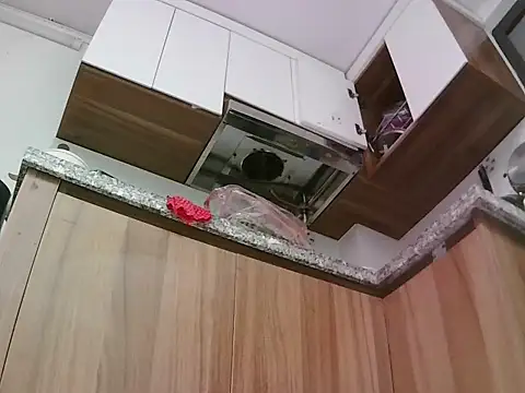 -SingleMom- online show from October 8, 2025, 3:48 am