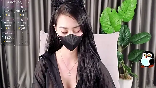 -----Sue----- online show from February 24, 2025, 12:48 pm