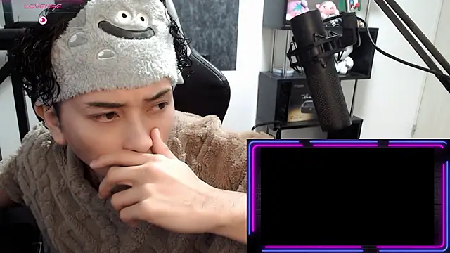 Shizukuu online show from January 8, 2026, 5:32 am