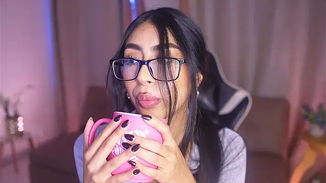 Sara albrecht online show from January 17, 2025, 3:53 pm