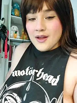 ItsNaiixa online show from February 7, 2026, 10:02 pm