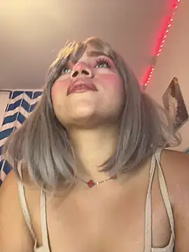 Snapshot of Sweet_MaryJane2 chatting on April 28, 2026, 5:45 am Sweet MaryJane2 online show from April 28, 2026, 5:45 am