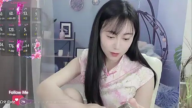 Lisa-s online show from February 12, 2025, 9:10 am