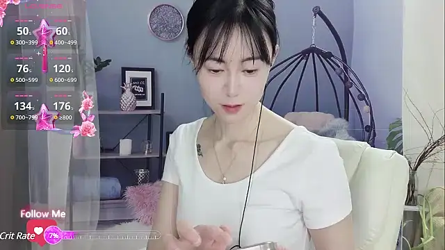 Lisa-s online show from February 12, 2025, 12:12 pm