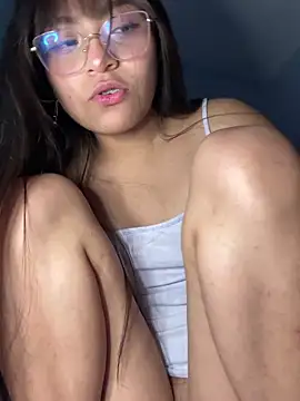 Lily candy X online show from January 11, 2025, 9:04 am