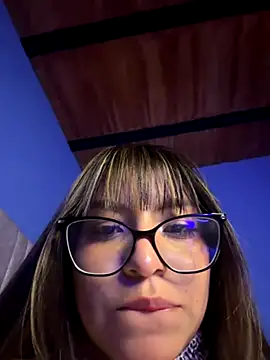 Lily candy X online show from October 15, 2025, 5:18 am