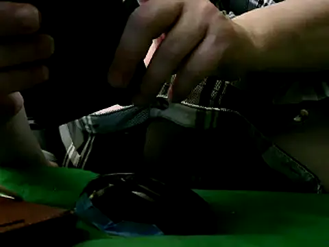 Snapshot of WHITEDAROSE chatting on December 9, 2024, 9:05 pm WHITEDAROSE online show from December 9, 2024, 9:05 pm