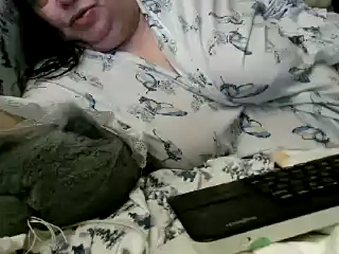 Snapshot of WHITEDAROSE chatting on January 27, 2025, 11:11 pm WHITEDAROSE online show from January 27, 2025, 11:11 pm