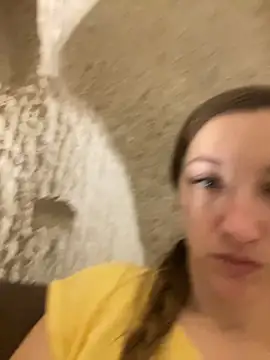 KateRedgar online show from October 19, 2025, 6:58 am