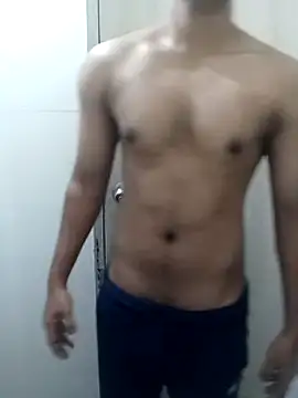 hottboy 39 online show from December 11, 2024, 5:10 am