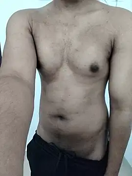 Snapshot of hottboy_39 chatting on July 13, 2026, 7:22 am hottboy 39 online show from July 13, 2026, 7:22 am