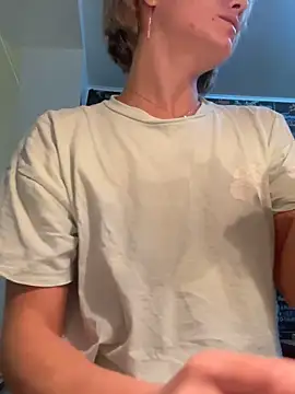 tanyagrey online show from October 2, 2025, 8:54 am