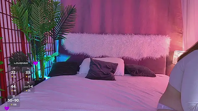 Snapshot of Mia__Peach chatting on January 15, 2025, 8:58 pm Mia Peach online show from January 15, 2025, 8:58 pm