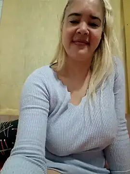 lamorbosa37 online show from December 11, 2024, 5:26 pm