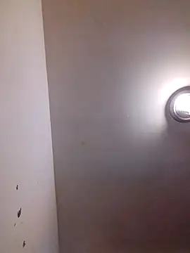 69LanceRomance69 online show from December 16, 2025, 4:12 pm