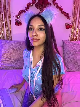 ThaliaRivera  online show from December 17, 2024, 7:29 am