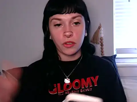 Marcelinegoddess online show from December 17, 2025, 2:45 pm