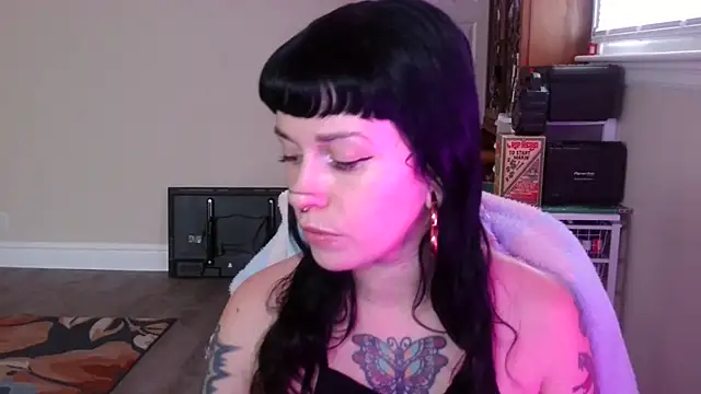 Marcelinegoddess online show from February 20, 2026, 5:02 pm