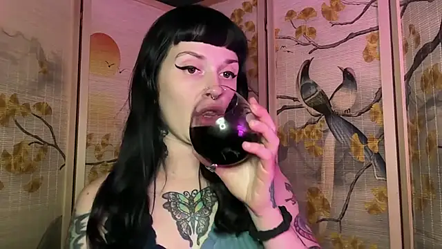 Marcelinegoddess online show from June 4, 2026, 2:50 am