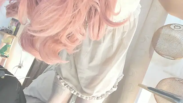 Snapshot of BarbieVenus chatting on April 14, 2026, 9:04 am BarbieVenus online show from April 14, 2026, 9:04 am