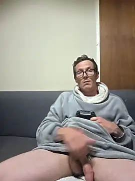 Snapshot of TheSouthernKing chatting on October 9, 2025, 8:40 pm TheSouthernKing online show from October 9, 2025, 8:40 pm